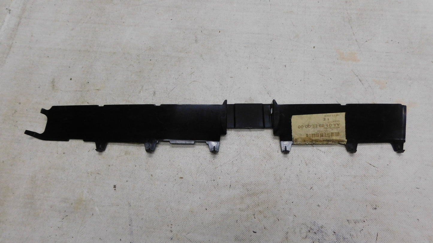 Abdeckung Luftführung Kühlergrill 1320853 90452419 Opel Astra F