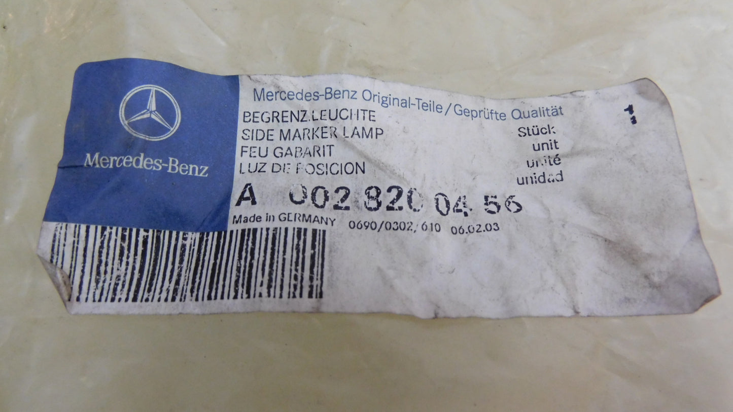 Begrenzungsleuchte Positionsleuchte A0028200456 Mercedes Benz Actros NG80