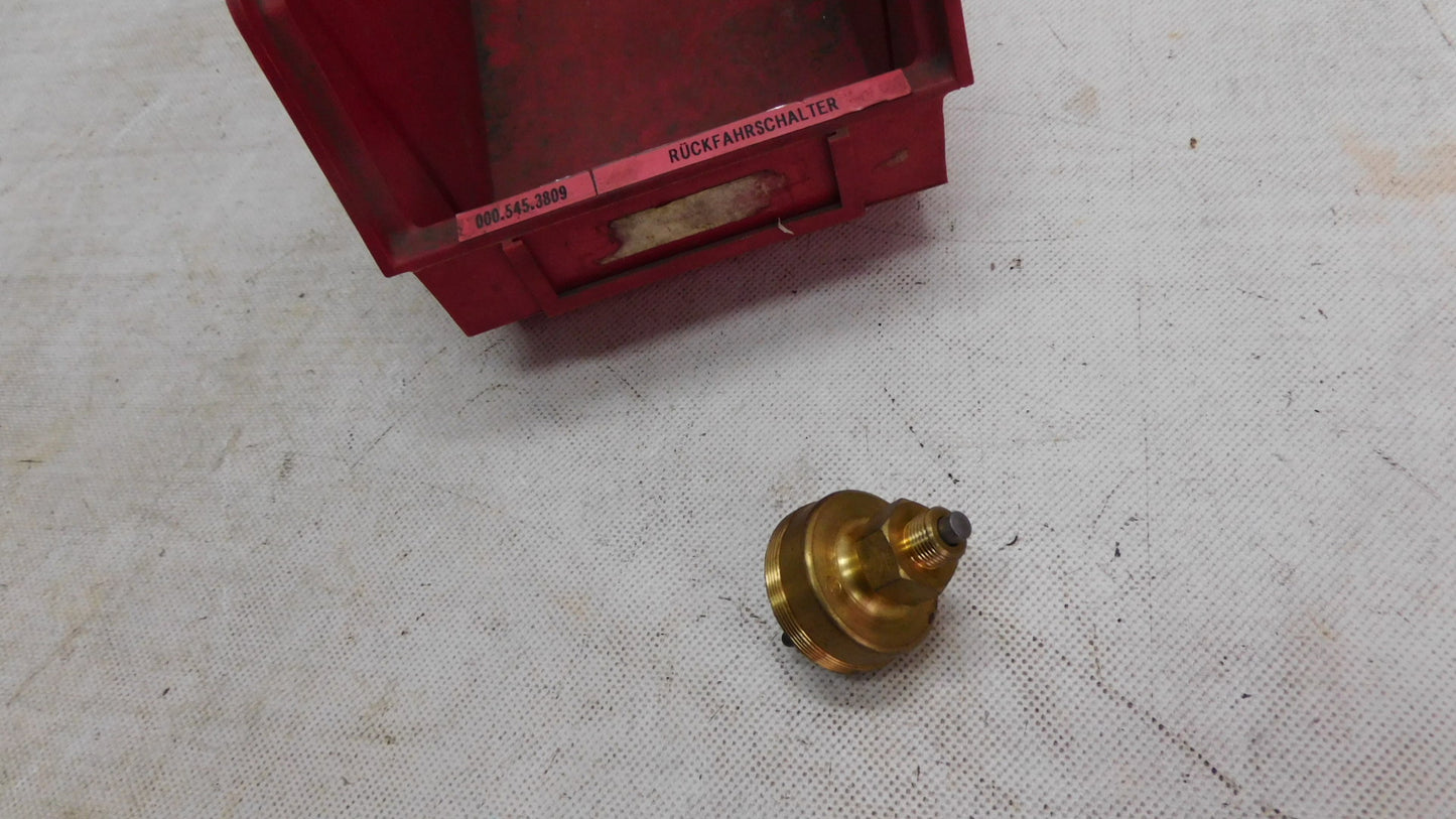 Bremslichtschalter Zweikreis  A0005453809 Mercedes-Benz W336 LPS 1924 Oldtimer LKW