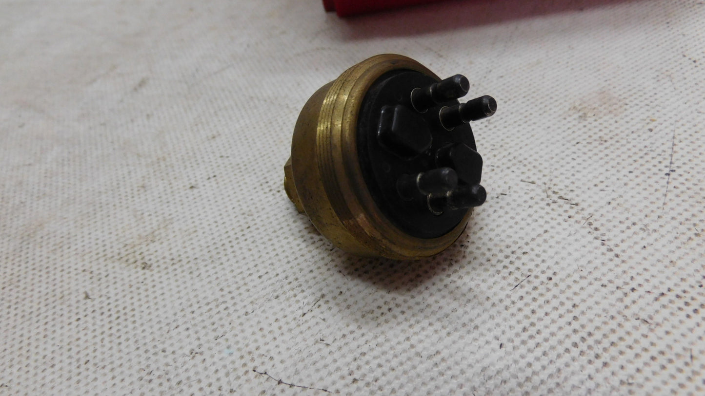 Bremslichtschalter Zweikreis  A0005453809 Mercedes-Benz W336 LPS 1924 Oldtimer LKW