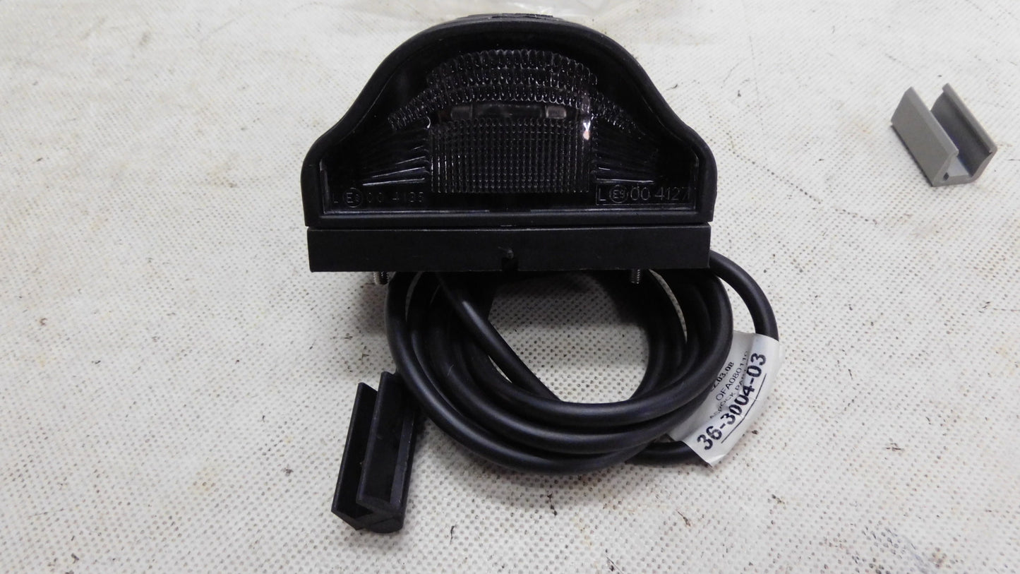 Kennzeichenleuchte Kabel 1,5m + P&R Stecker 24V ADR 36300403 Aspöck Proplast