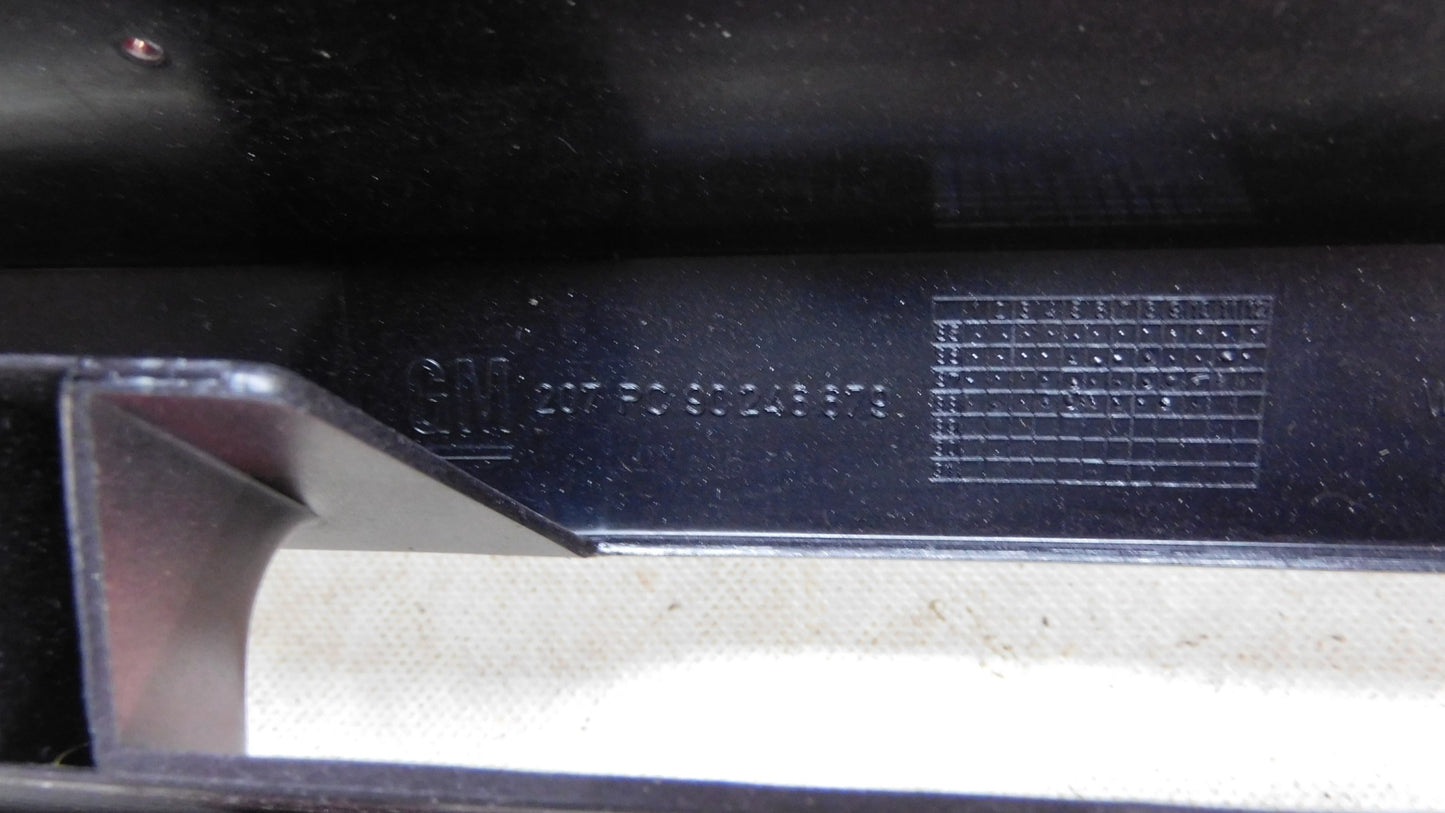 Kühlergitter Kühlergrill lackiert 90426244 1320038 90246679 Opel Omega A