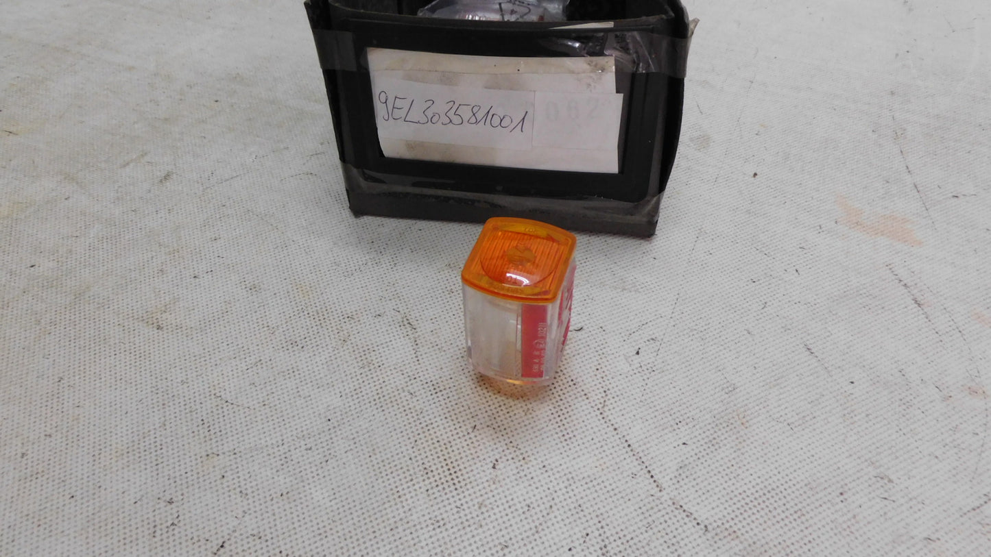 Lichtscheibe Begrenzungsleuchte T4W 9EL303581001 Hella Grove 64-120 Claas
