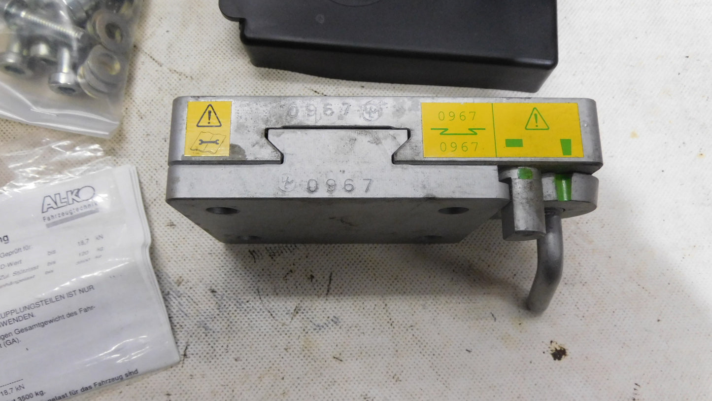 Anhänger Wechselsystem Grundvariante Lochbild 83x56 mm 261456 ALKO Jeep Geländewagen