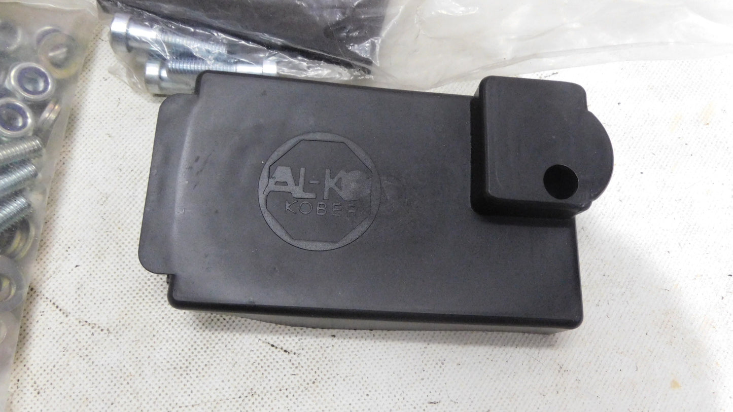 Anhänger Wechselsystem Grundvariante Lochbild 83x56 mm 261456 ALKO Jeep Geländewagen