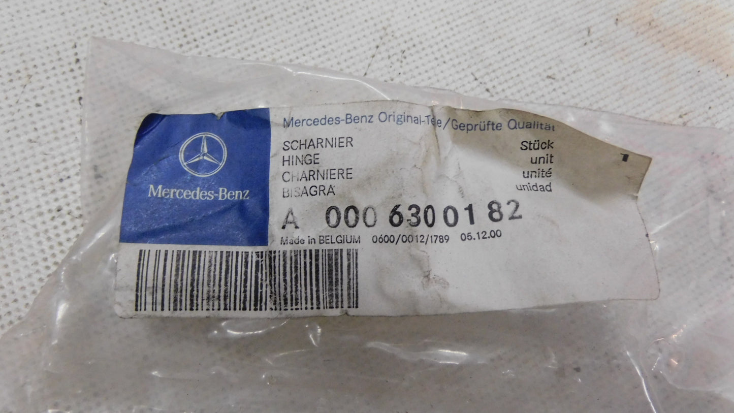 Scharnier Bordwand A0006300182 Mercedes Benz Sprinter 408 410 412 414 Pritsche