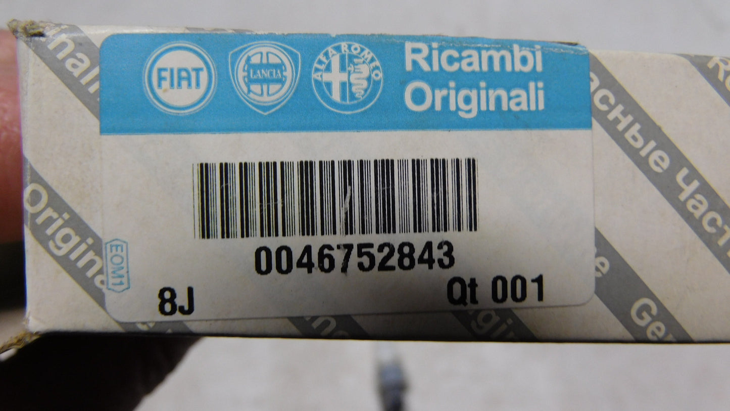 Schalter Kupplungsbetätigung 46752843 Fiat Doblo Punto Alfa Romeo GTV 166 Spider