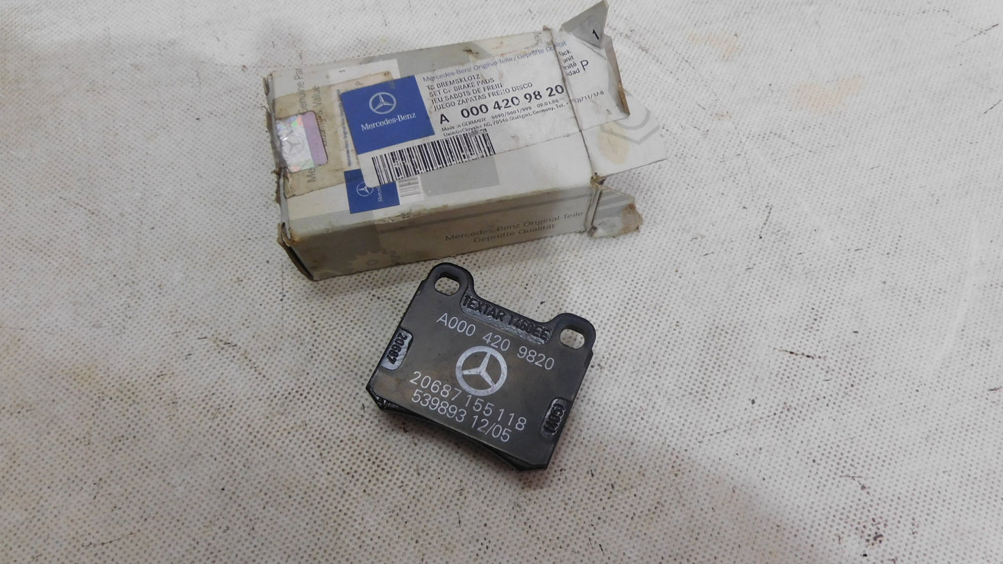 Bremsbeläge hinten A0004209820 Mercedes W124 C124 201 190 E Klasse