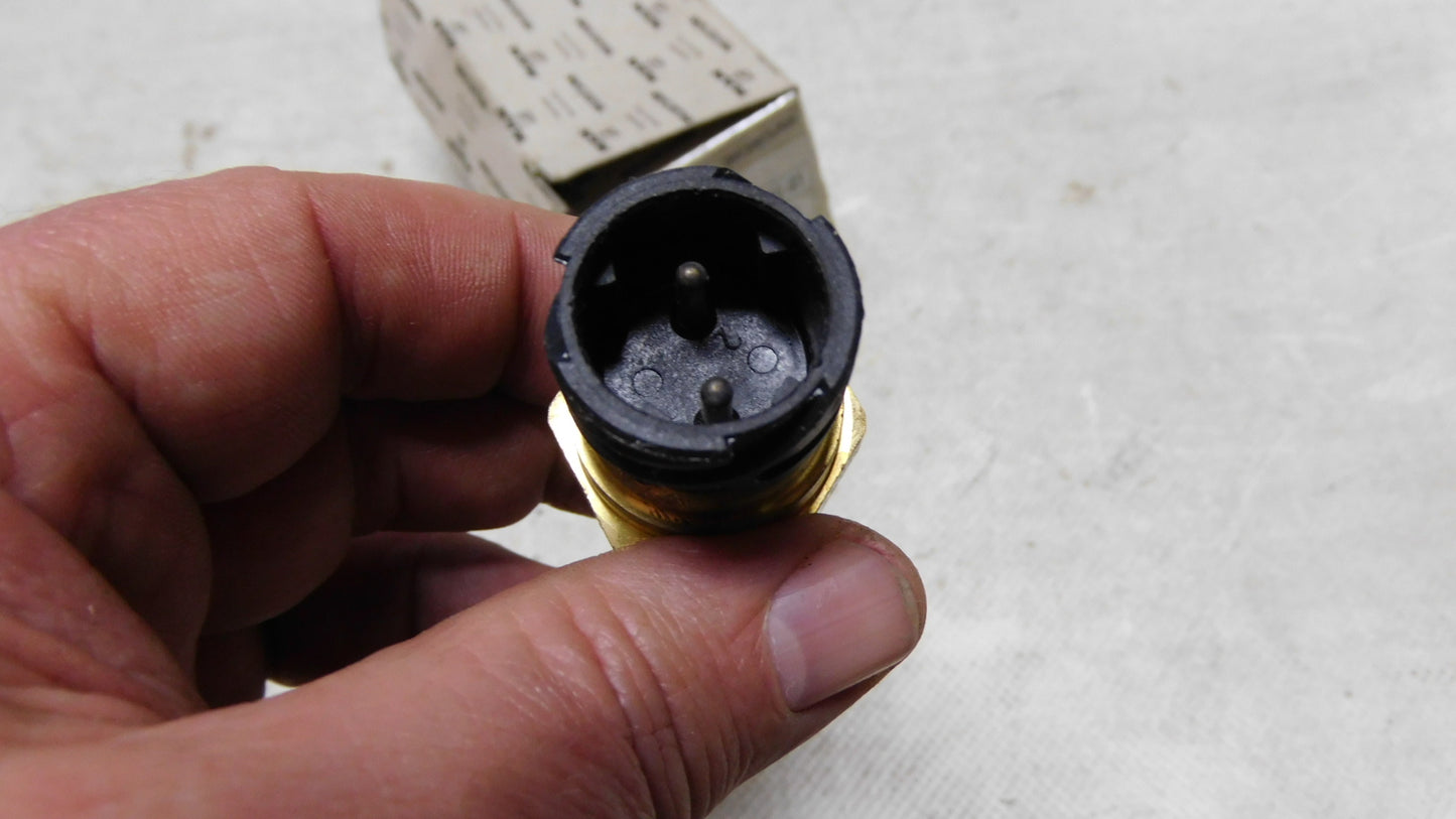 Sensor Temperatur 81274200101 MAN E F 2000 TGA TGX TGS A 51 64 66 Neoplan Cityliner