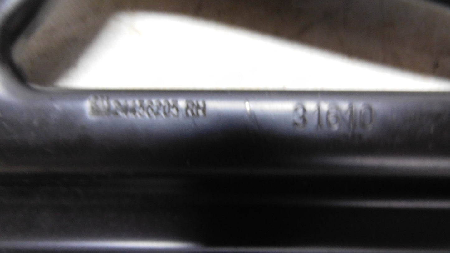 Stütze Vorderachse unten rechts 302062 24456205 Opel Signum Vectra C