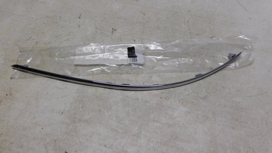 Stoßstange Leiste vorne links Chrom A2048850721 Mercedes C Klasse W204 07-10