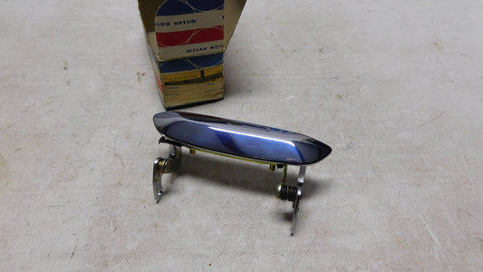 Türgriff hinten links 82607M3000 Nissan Datsun 310 1979-1982
