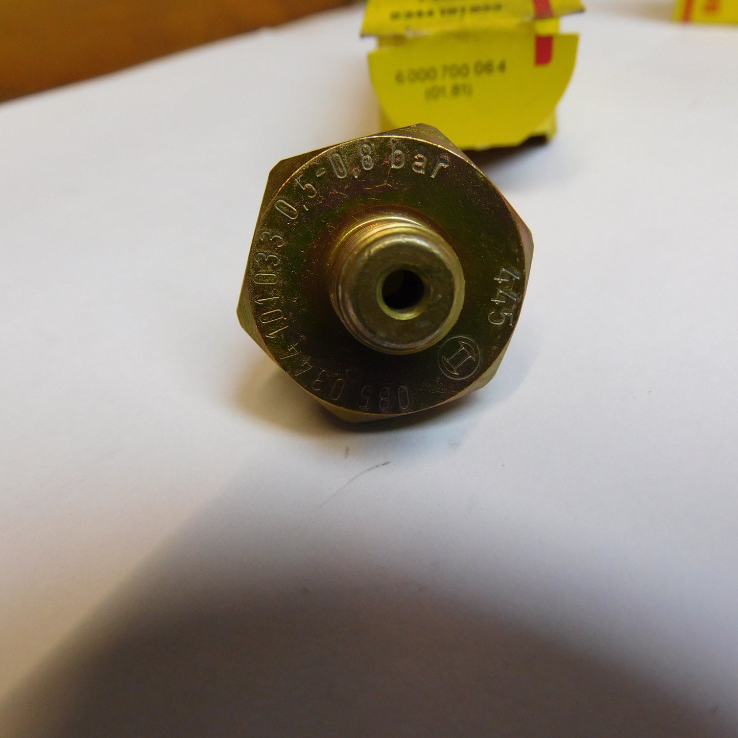 Öldruckschalter Schalter 0,5 - 0,8 bar 0344101033 Bosch Audi Seat Skoda Ford Volvo VW