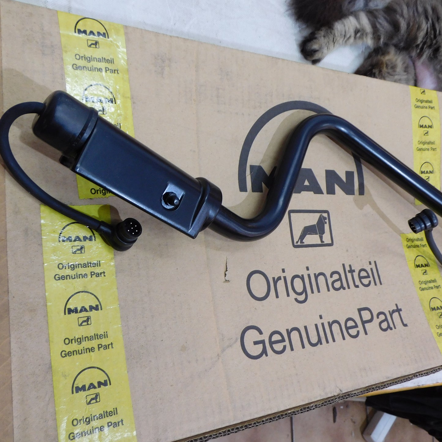 Spiegelstange schwarz 81637316289 MAN LKW
