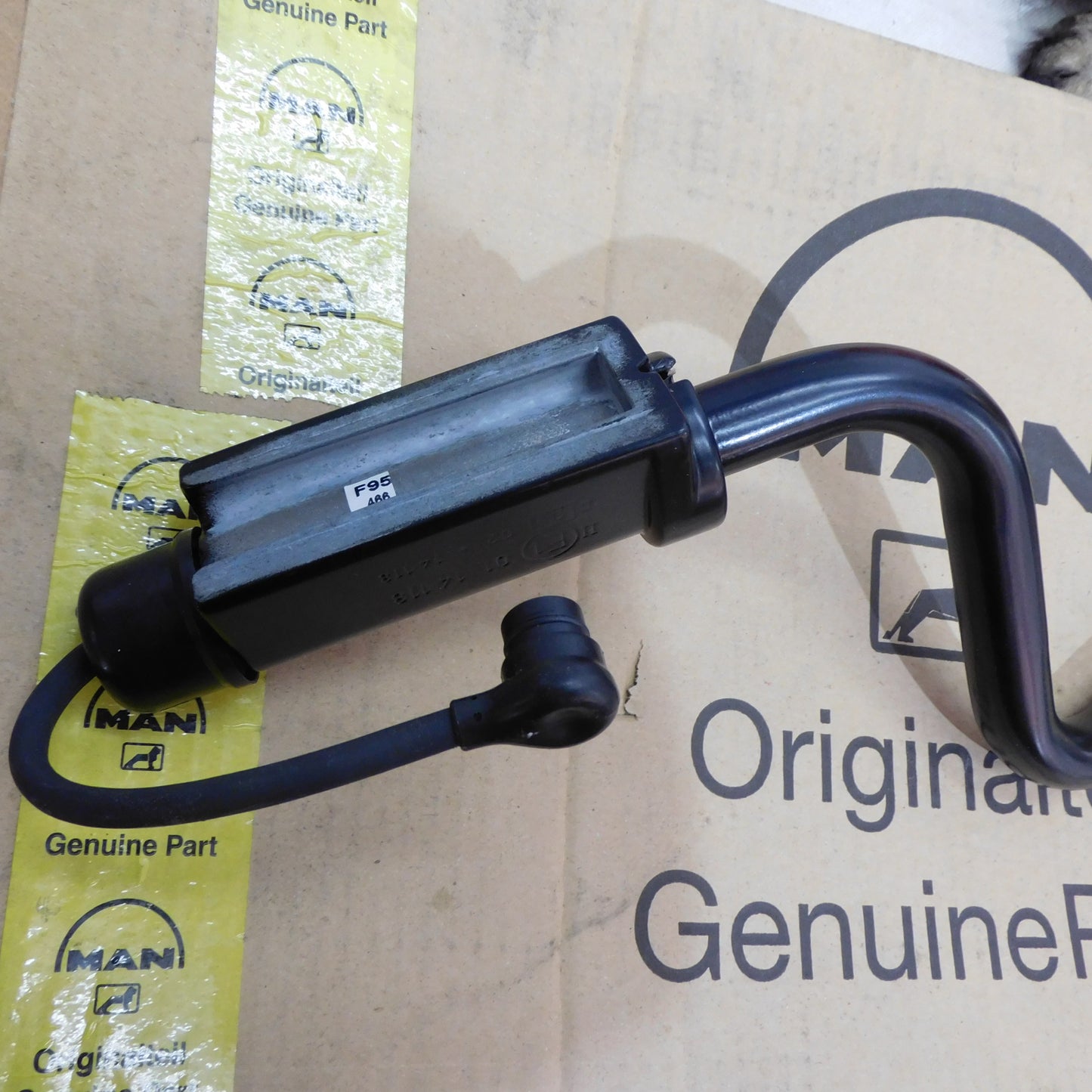Spiegelstange schwarz 81637316289 MAN LKW