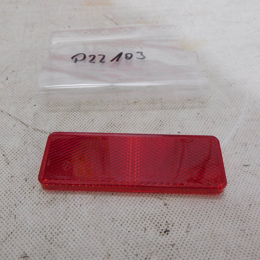 Rückstrahler Reflektor 112x38 mm rot geklebt P22103  VW Golf 1 Porsche 914