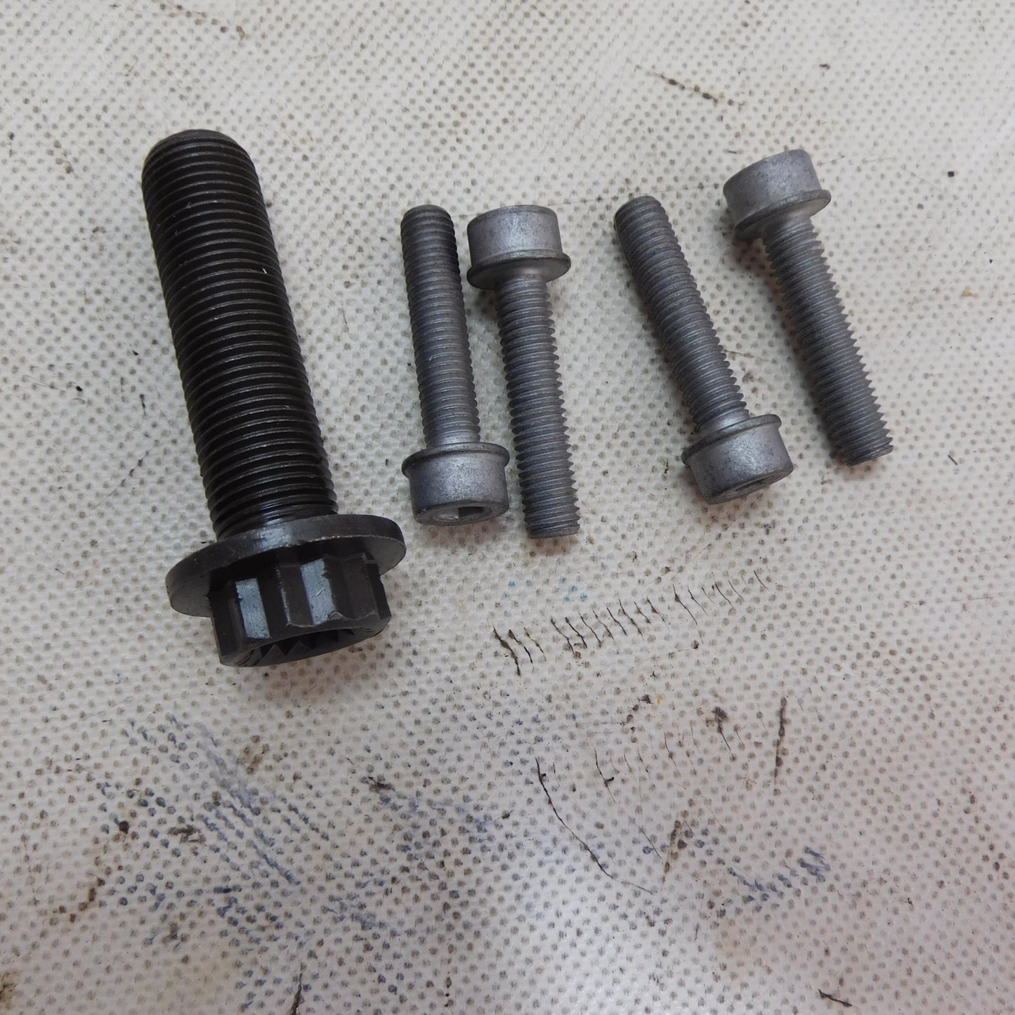 Schraubenkit Riemenscheibe 80001259 Corteco Audi Seat VW Skoda