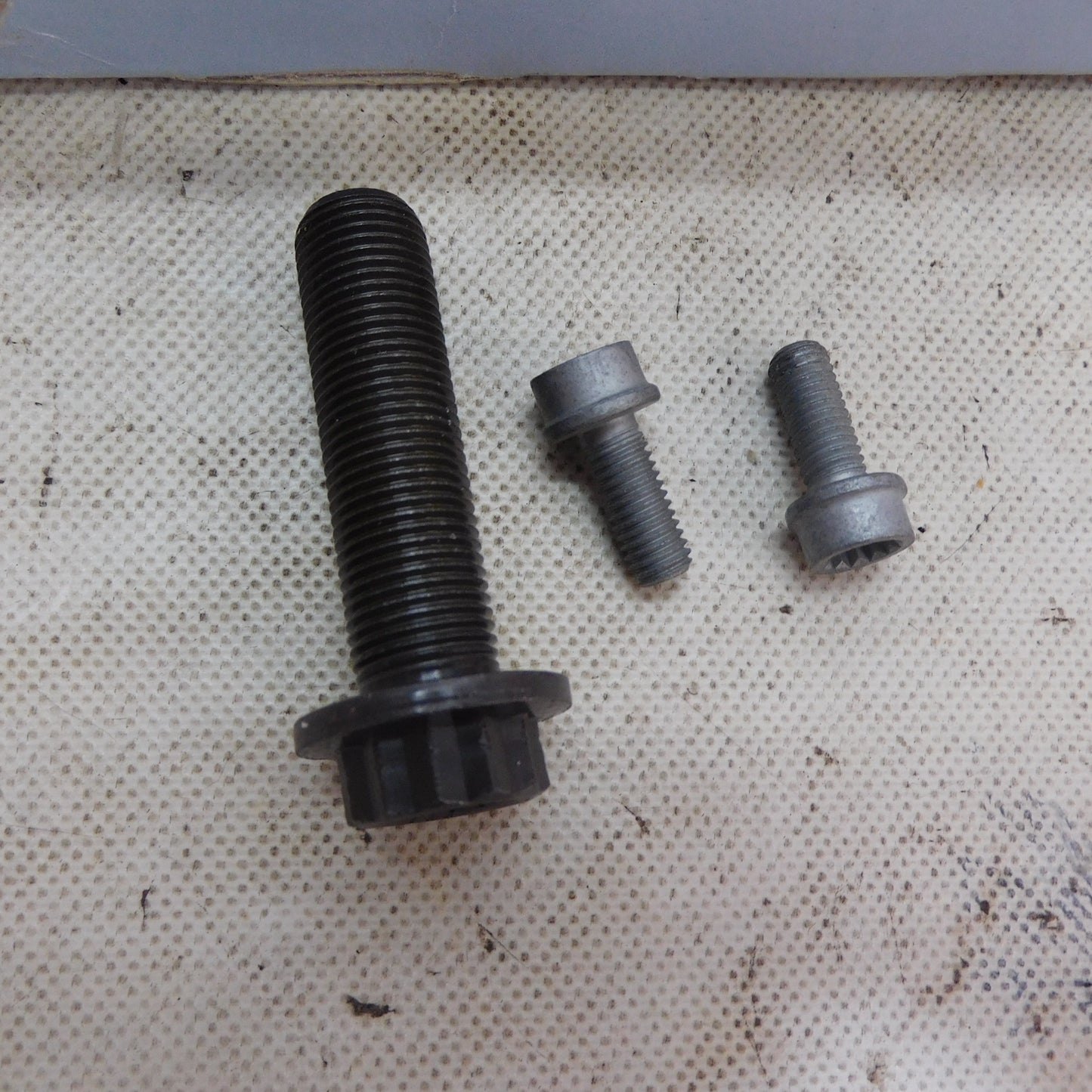 Schraubenkit Riemenscheibe 80001260 Corteco Audi Seat Skoda VW