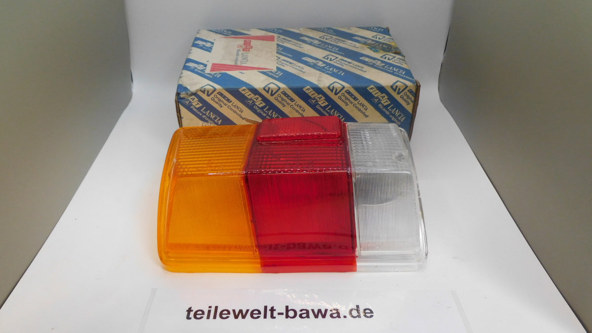 rücklichtglas-links-9936188-fiat-126