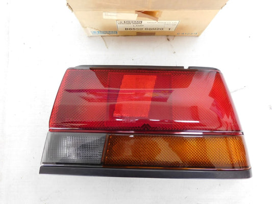 Rücklicht Heckleuchte Lamp rechts B655088M20 Nissan Sunny N13