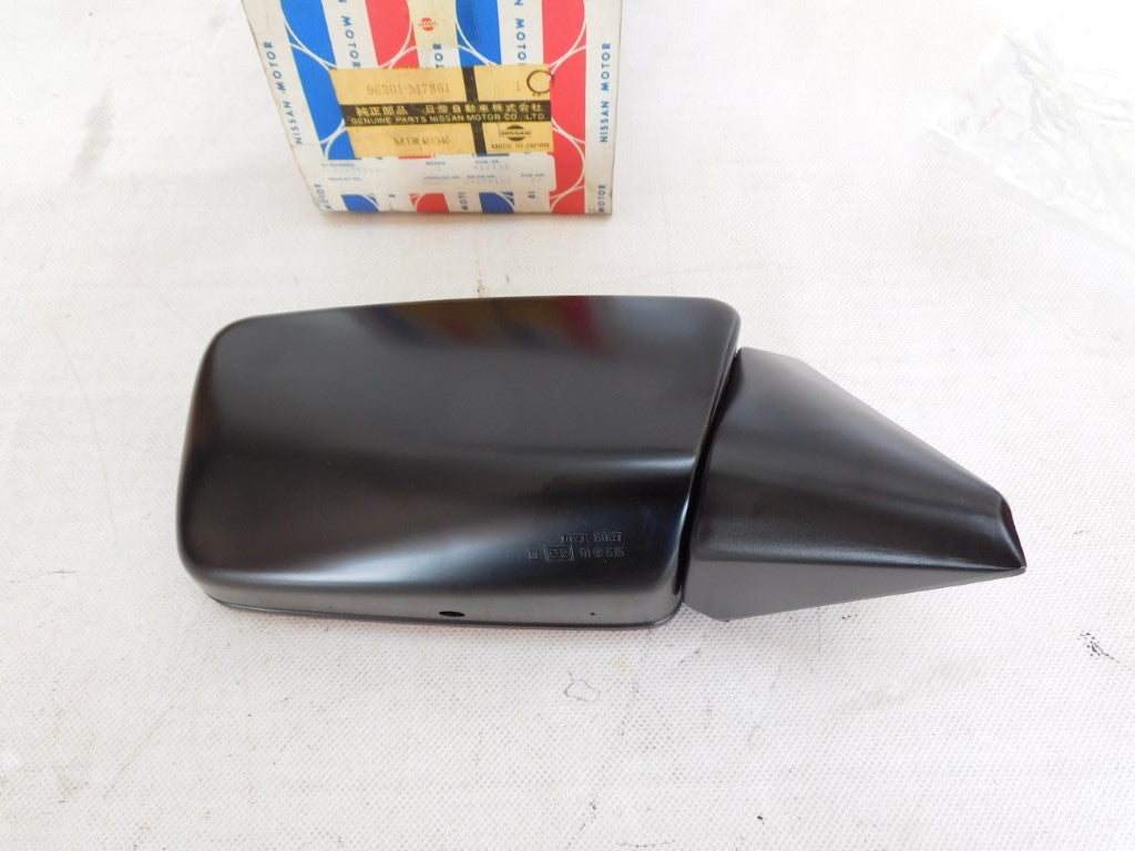 Spiegel Aussenspiegel Mirror schwarz 96301M7861 Nissan Datsun Blubird 310GX 310 Bj 1981