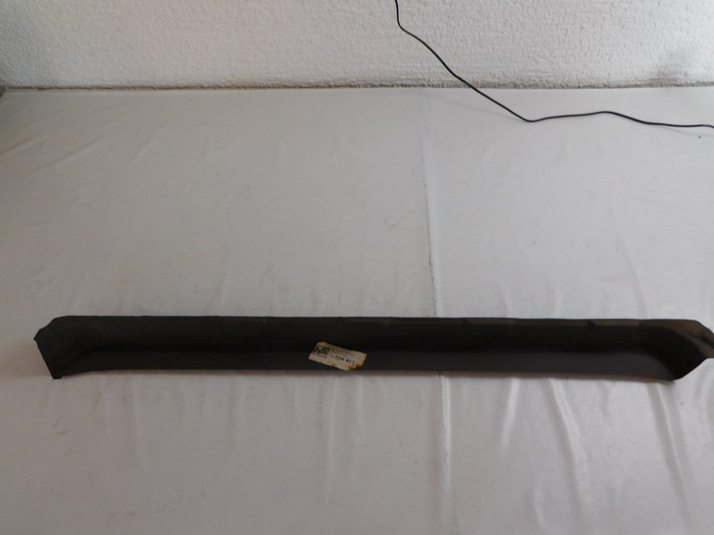 Untertürblech vorn links 104411 Audi 50 VW Polo 86