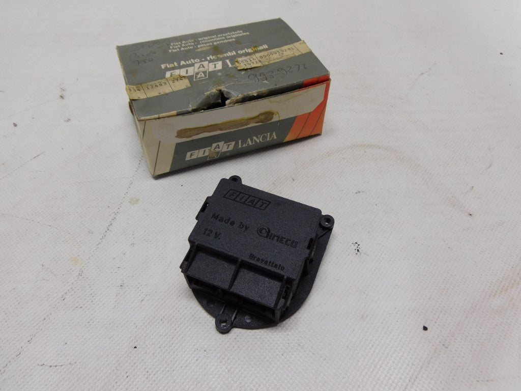 Steuergerat Relais Scheibenwischer Intervall Unterbrecher Fiat 9939281 Ritmo Regata
