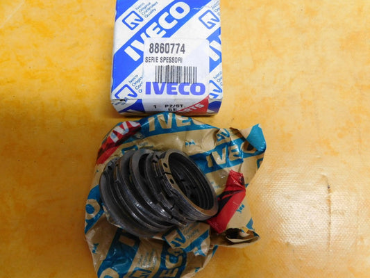 Segerringe Distanzring Getriebeeingangswelle 8860774 IVECO