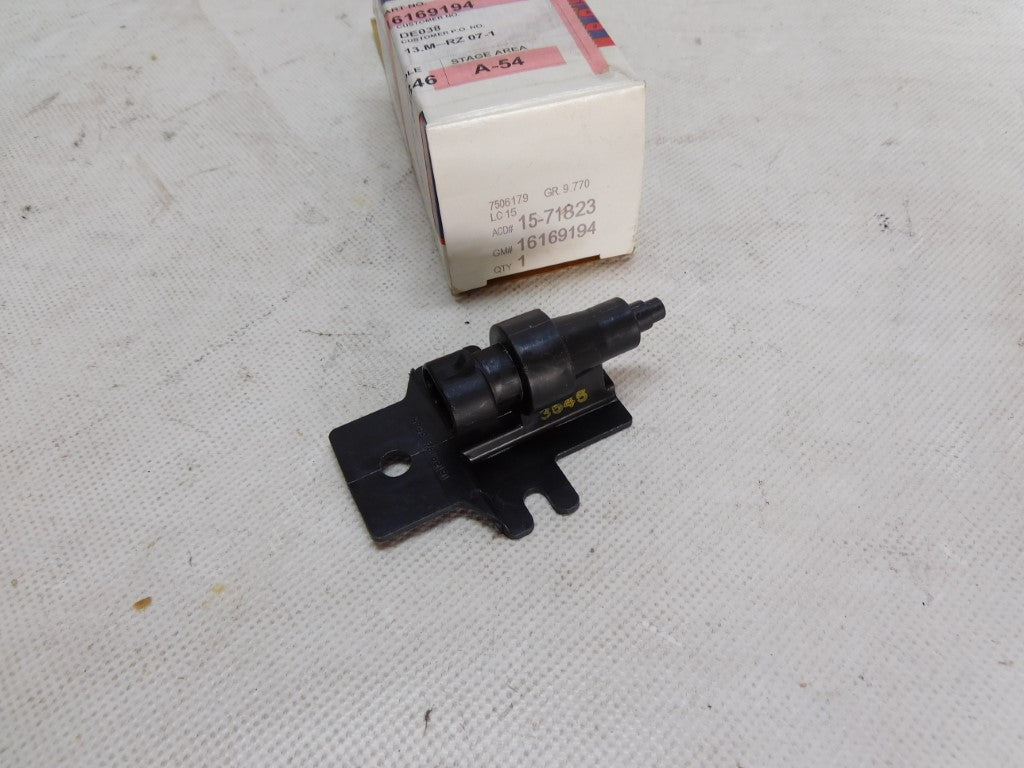 Sensor Aussentemperatur 1571823 GM Buick Park Avenue Seville Chevrolet S10 Cadillac