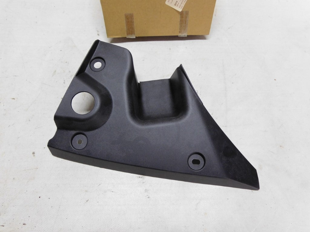 Stoßstangen Abdeckung Füllplatte Filler links 20945029 GM Chevrolet Camaro 2SS LT LS  2010 - 2013