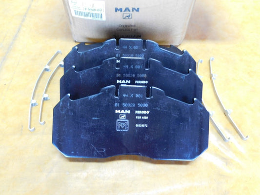 Bremsbelagsatz Scheibenbremse Ferodo 4568/225 81508206051 MAN TGA