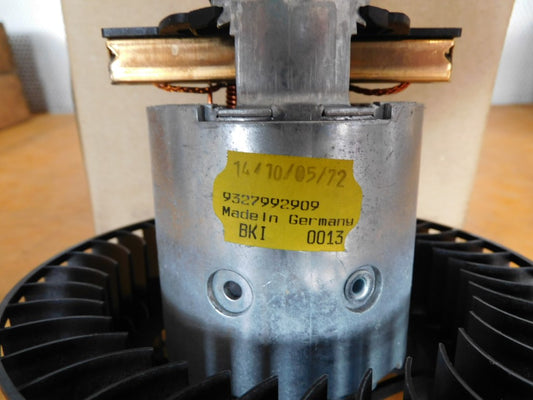 Gebläsemotor Innenraumgebläse 9327992909 BEHR 24V Mercedes O 404