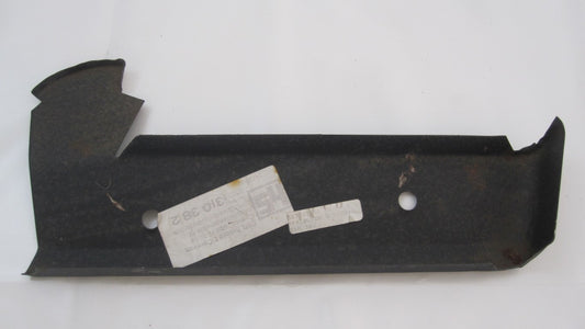 Scheinwerferhalter unten rechts 310382 Opel Rekord E Caravan Commodore C Monza / Senator