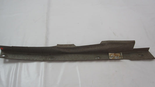 Kotflügelbefestigungskante Kante Kotflügel rechts vorn 615082 Peugeot 104  Citroen LNA